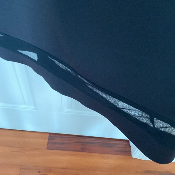 Black Mid Dress with Mesh Cut Out - Picture 4 of 5